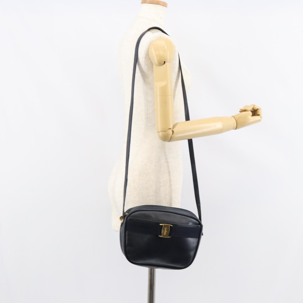 Salvatore Ferragamo Vala Shoulder Bag Leather Navy Gold Auth BA8220