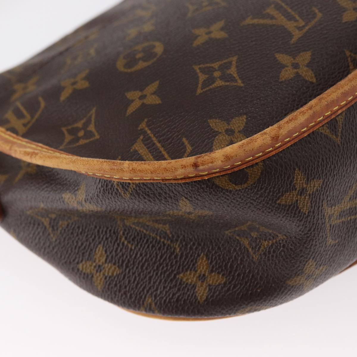 LOUIS VUITTON Monogram Menilmontant PM Shoulder Bag M40474 LV Auth BA8553