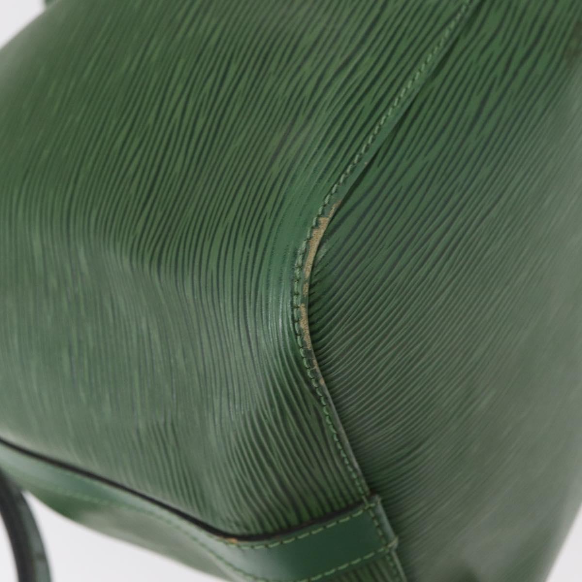 LOUIS VUITTON Epi Petit Noe Shoulder Bag Green M44104 LV Auth BA8589