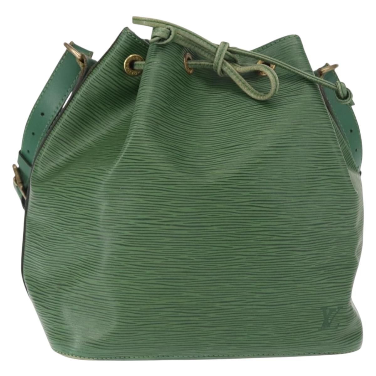 LOUIS VUITTON Epi Petit Noe Shoulder Bag Green M44104 LV Auth BA8589