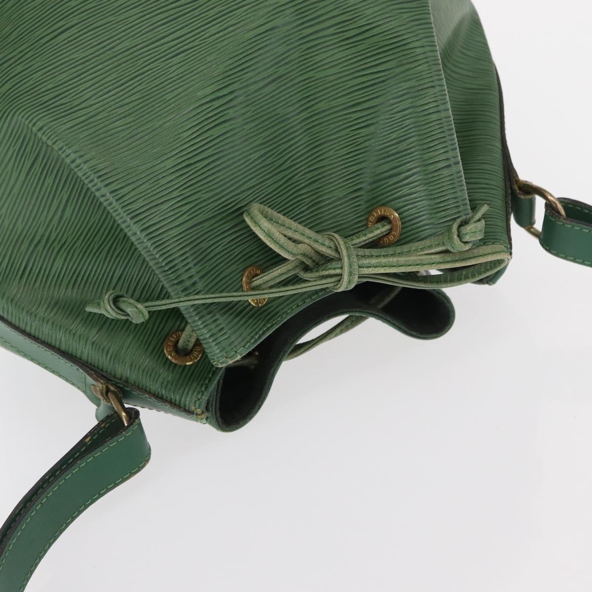 LOUIS VUITTON Epi Petit Noe Shoulder Bag Green M44104 LV Auth BA8589