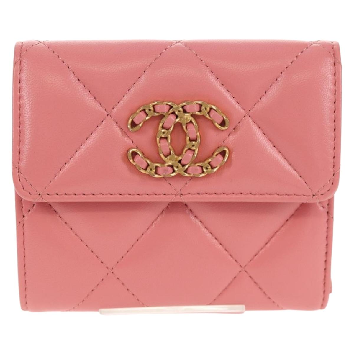 CHANEL Matelasse Bifold Wallet Lamb Skin Pink Silver CC Auth BA8708V