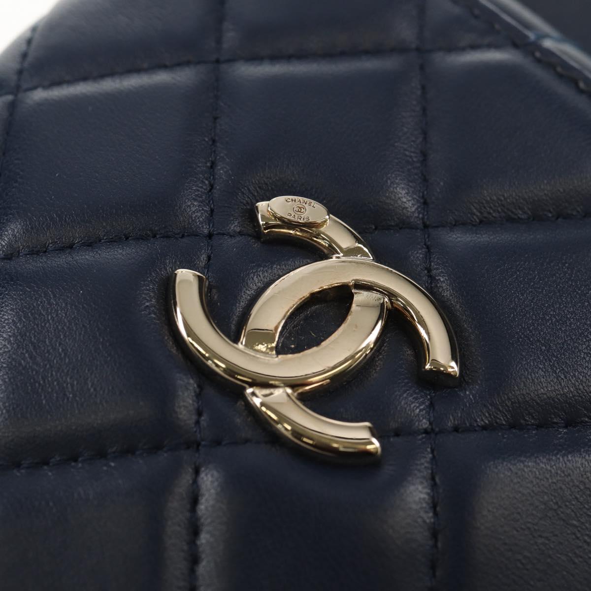CHANEL Matelasse Chain Phone Case Bag Lamb Skin Navy Gold CC Auth BA8715SAV