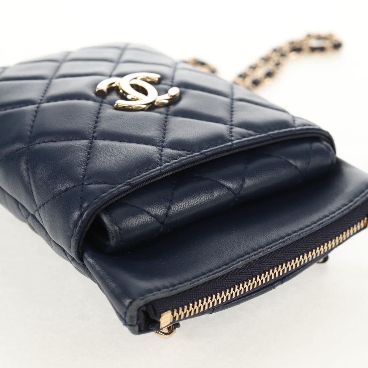 CHANEL Matelasse Chain Phone Case Bag Lamb Skin Navy Gold CC Auth BA8715SAV