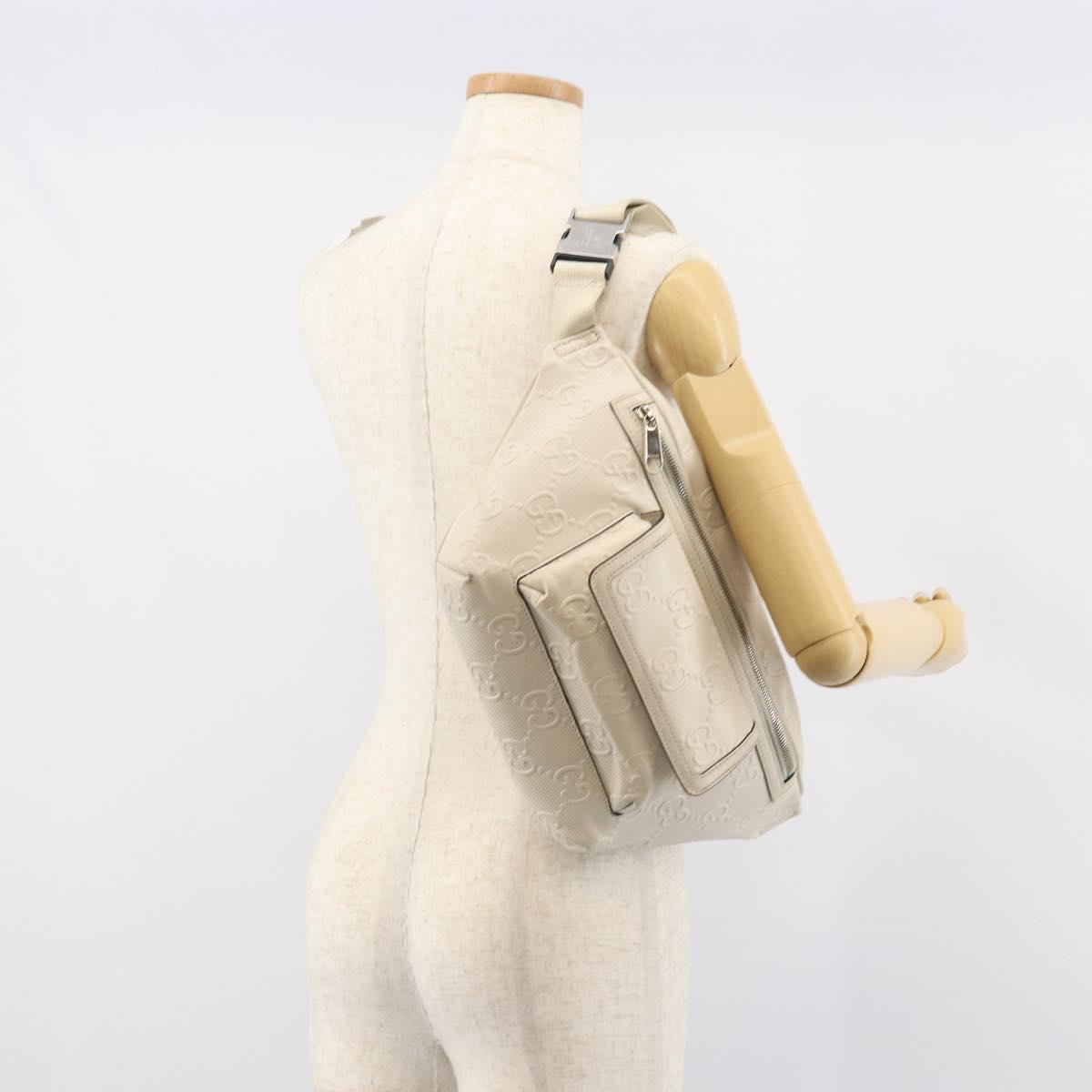GUCCI GG Supreme Waist bag White Silver 645093 Auth BA8839