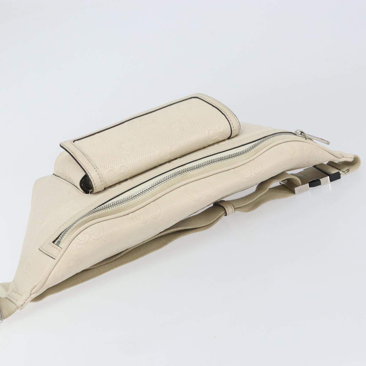 GUCCI GG Supreme Waist bag White Silver 645093 Auth BA8839