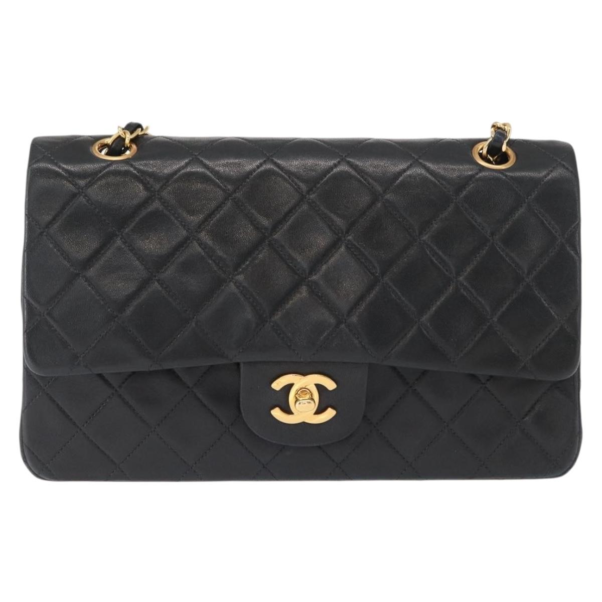 CHANEL Matelasse 25 Double Flap Chain Bag Lamb Skin Black Gold CC Auth BA9002SAV