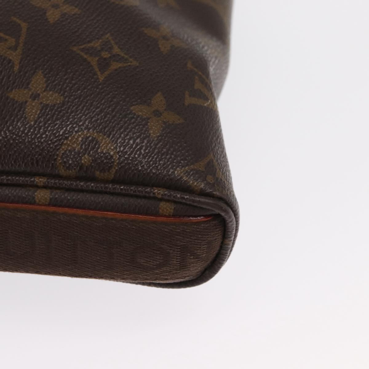 LOUIS VUITTON Monogram Shoulder Bag LV Auth BA9154