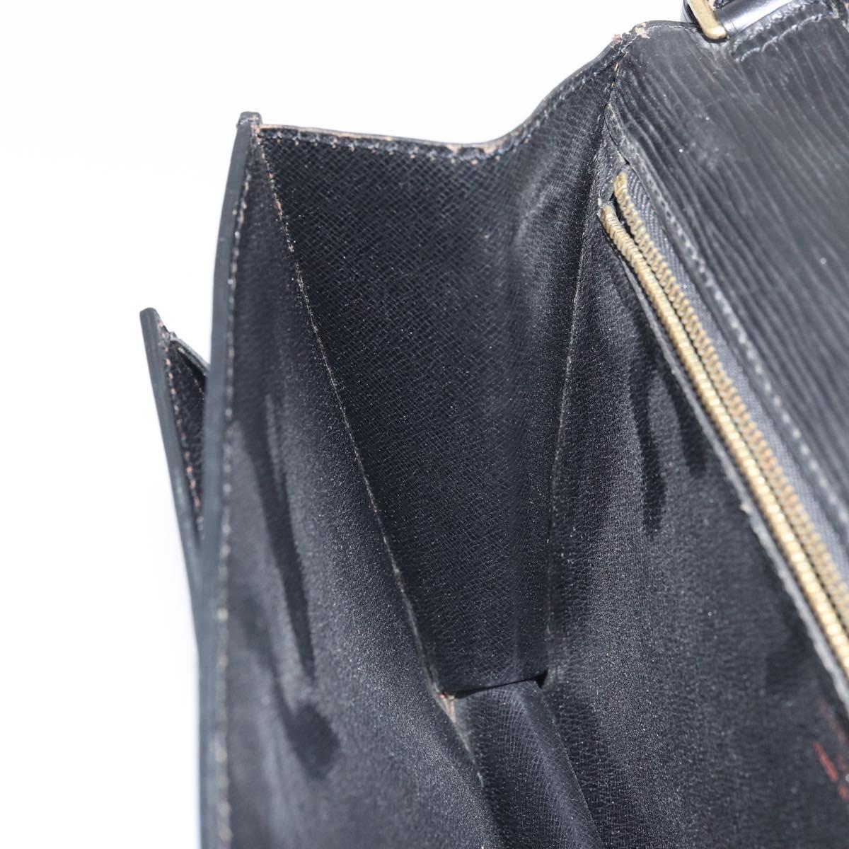 LOUIS VUITTON Epi Serie Dragonne Clutch Bag Black Noir M52612 LV Auth BA9336