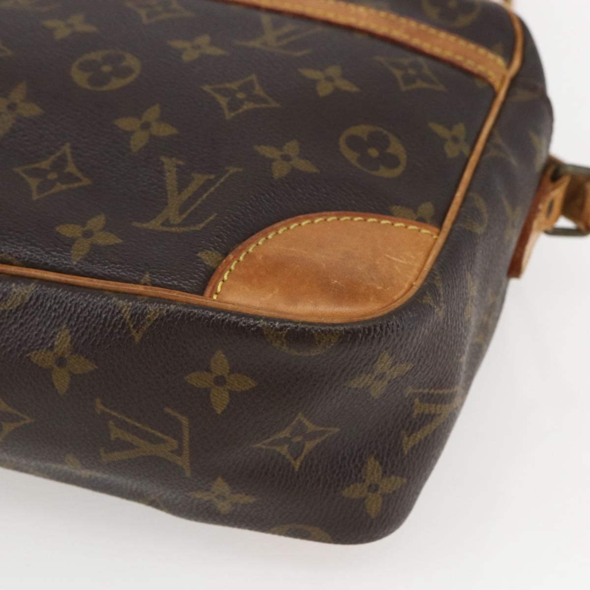 LOUIS VUITTON Monogram Trocadero 30 Shoulder Bag M51272 LV Auth BA9387
