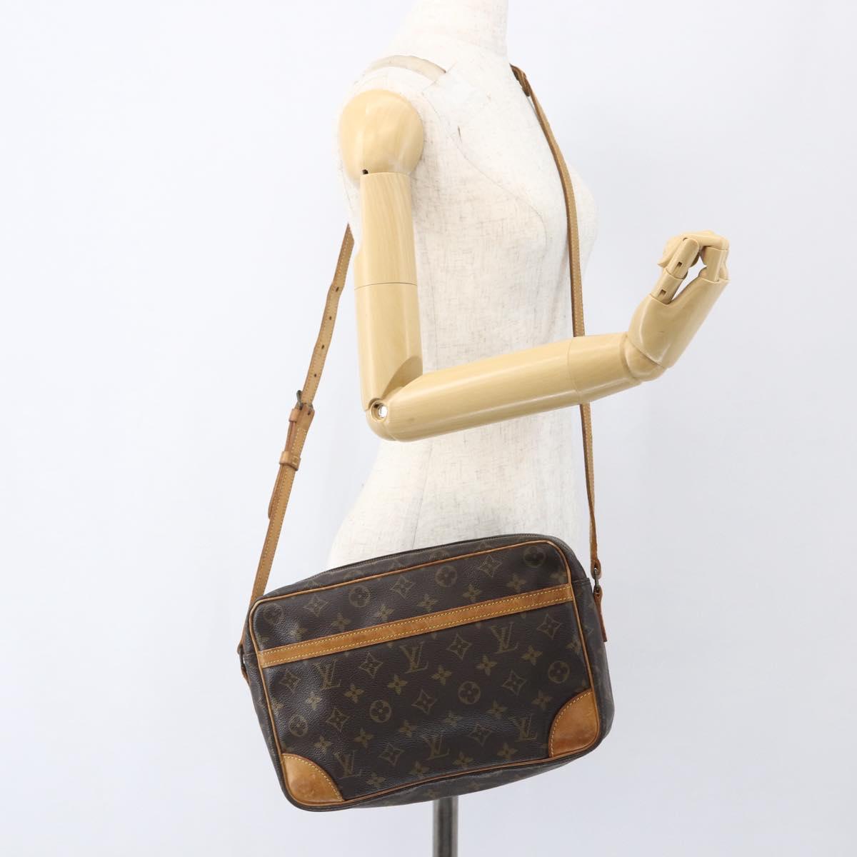 LOUIS VUITTON Monogram Trocadero 30 Shoulder Bag M51272 LV Auth BA9387
