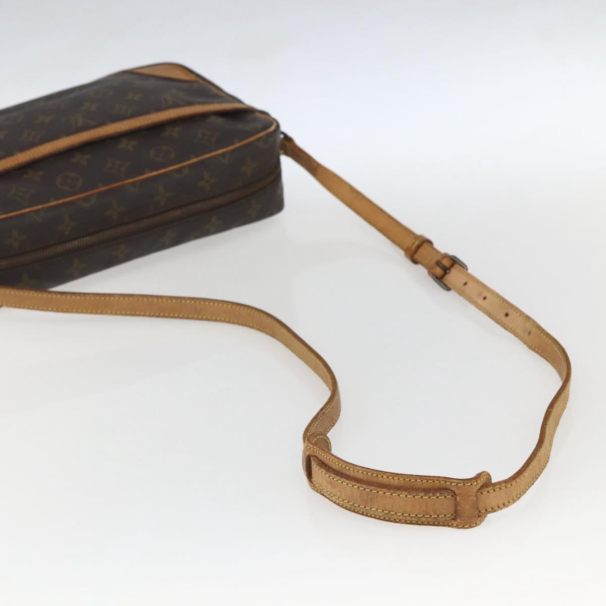 LOUIS VUITTON Monogram Trocadero 30 Shoulder Bag M51272 LV Auth BA9387