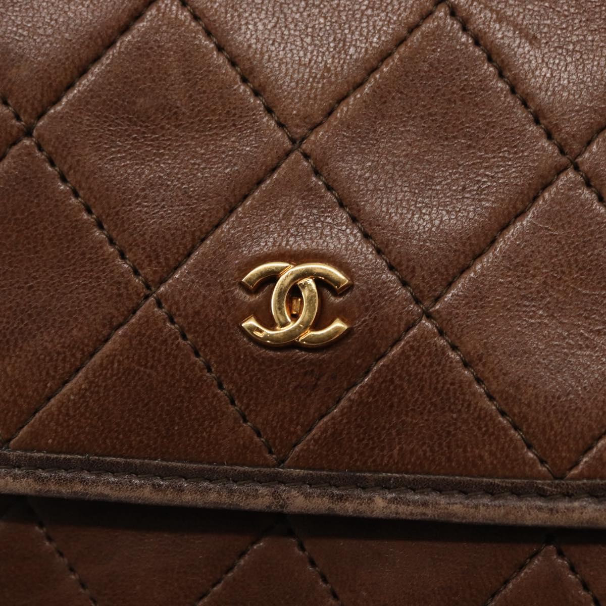 CHANEL Matelasse Shoulder Bag Leather Brown Gold CC Auth BA9833