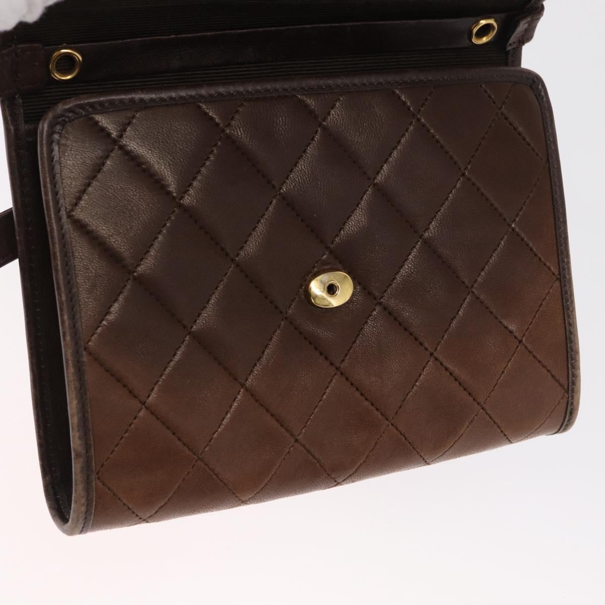 CHANEL Matelasse Shoulder Bag Leather Brown Gold CC Auth BA9833