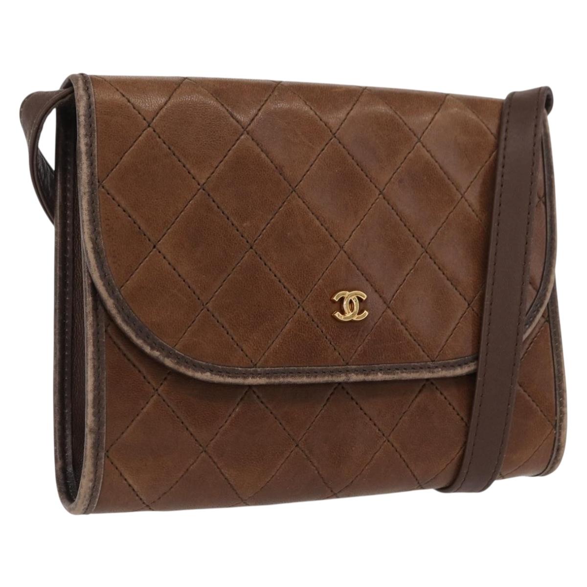 CHANEL Matelasse Shoulder Bag Leather Brown Gold CC Auth BA9833