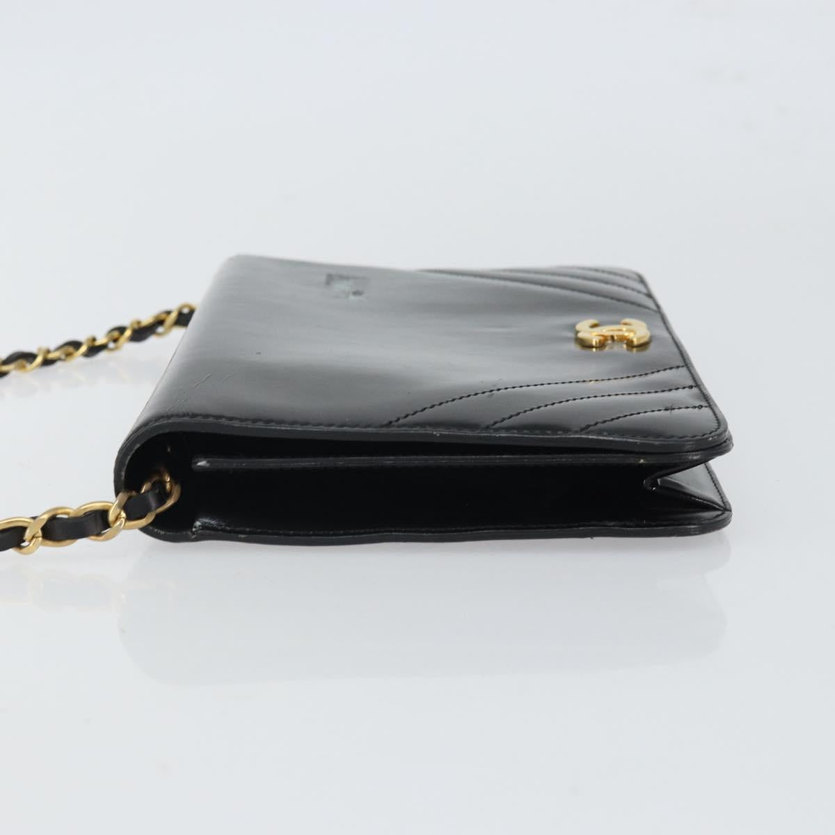 CHANEL Chain Shoulder Bag Patent leather Black Gold CC Auth BA9872
