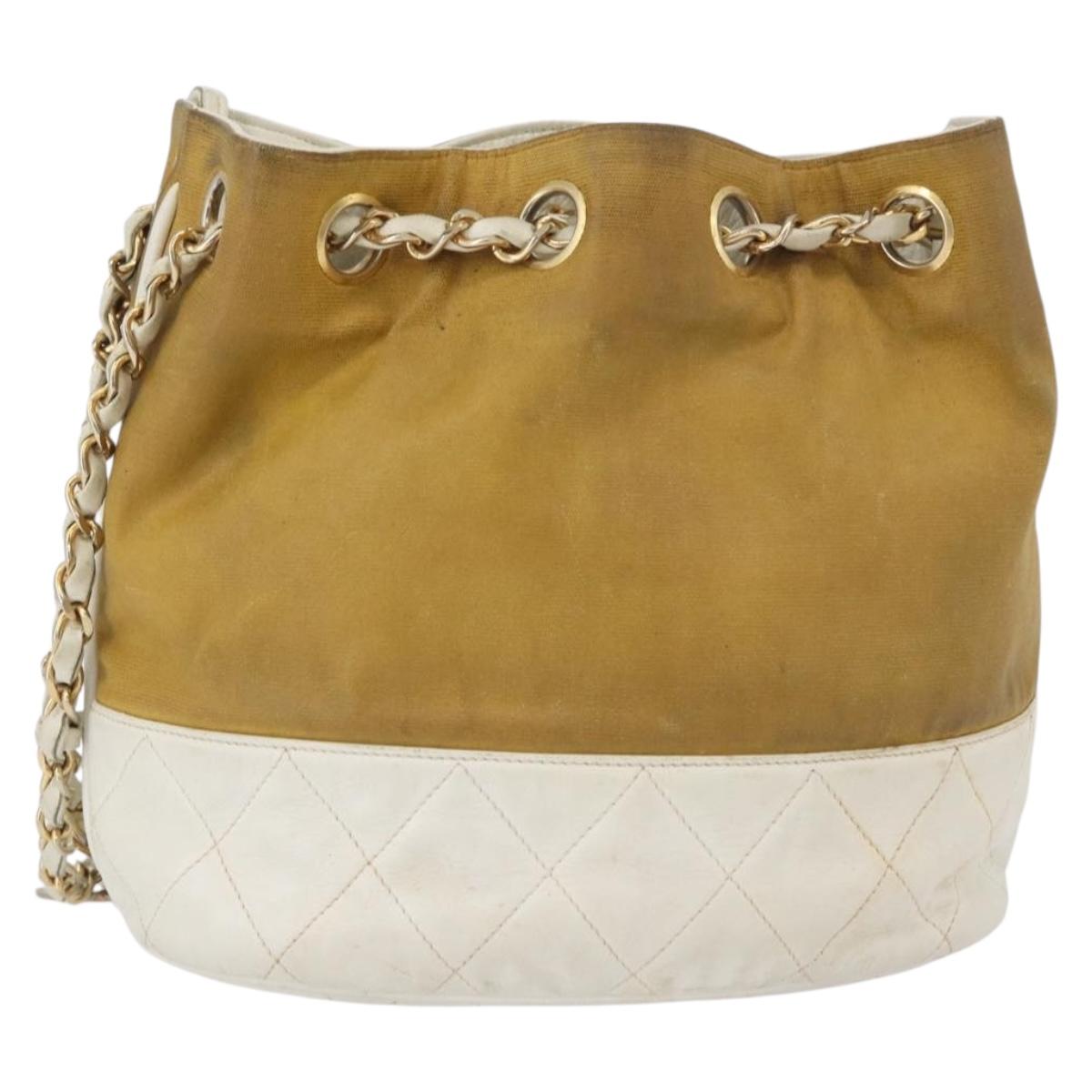 CHANEL Matelasse Drawstring Chain Shoulder Bag Leather Beige Gold CC Auth BAZ157