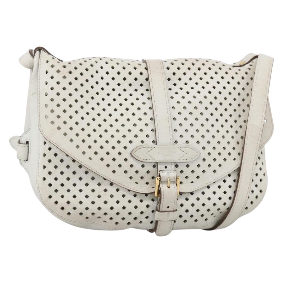 LOUIS VUITTON Leather Perfo Saumur 30 Shoulder Bag White M93997 LV Auth BAZ425A