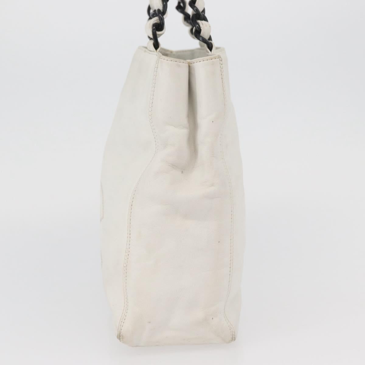 CHANEL Chain Hand Bag Leather White CC Auth BAZ593A