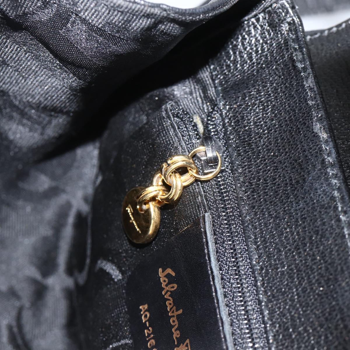 Salvatore Ferragamo Gancini Shoulder Bag Leather Black Gold Auth BAZ601A