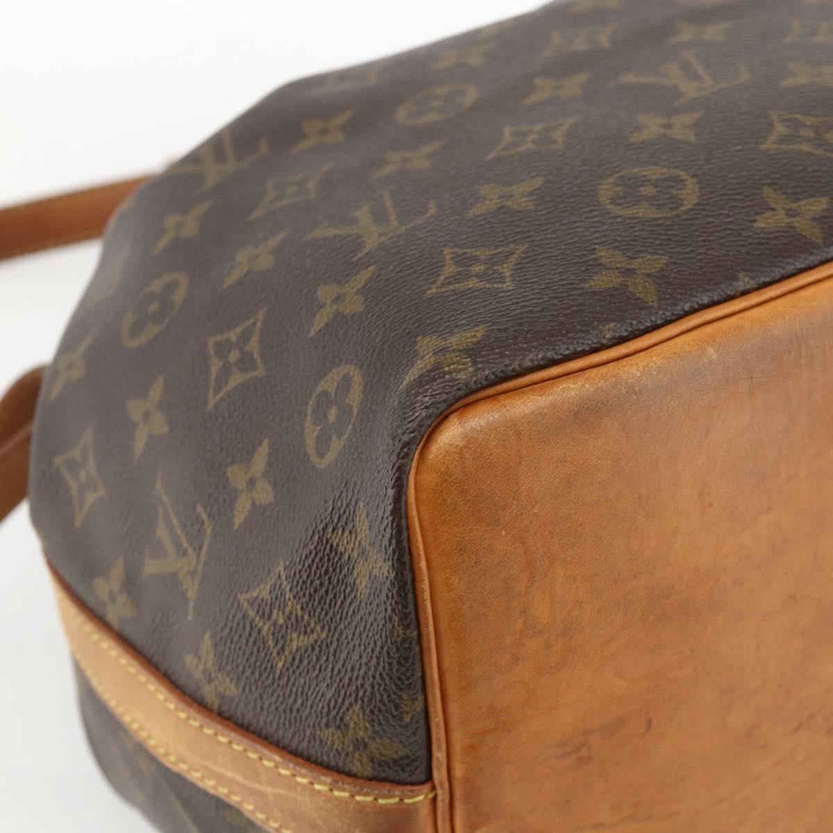 LOUIS VUITTON Monogram Petit Noe Shoulder Bag M42226 LV Auth BAZ680A