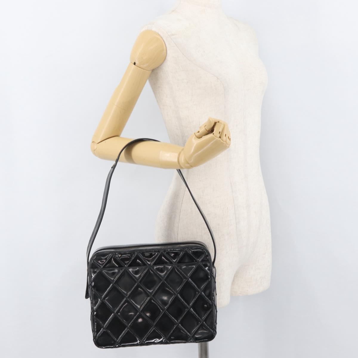 CHANEL Bicolore Shoulder Bag Patent leather Black Silver CC Auth BAZ811A