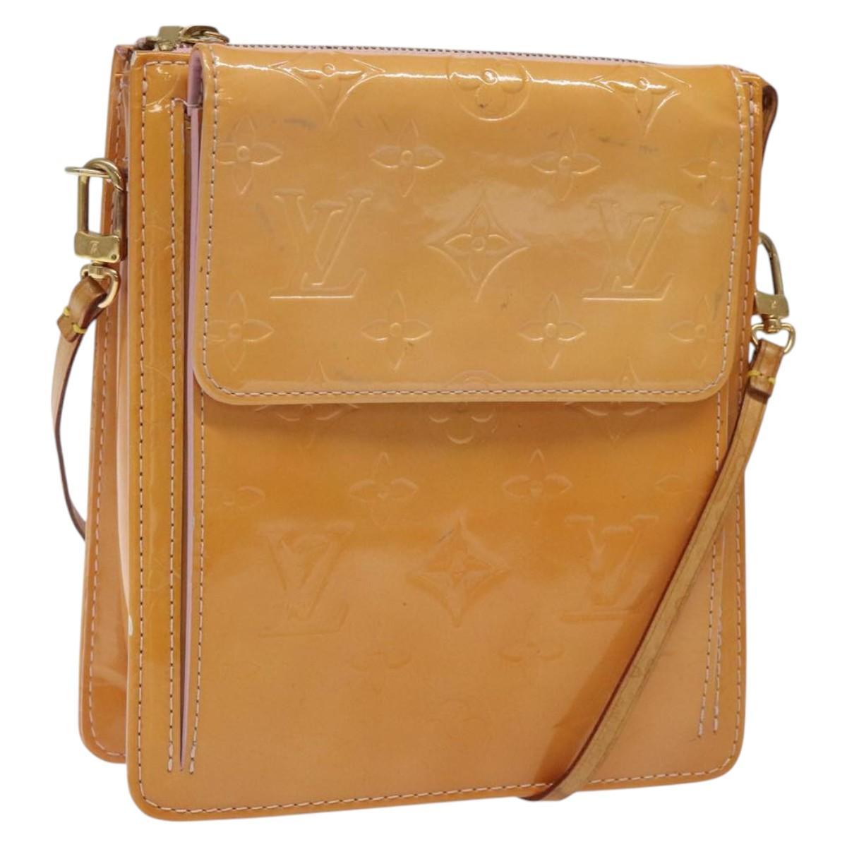 LOUIS VUITTON Monogram Vernis Motto Pouch Marshmallow Pink M91312 Auth BD1240