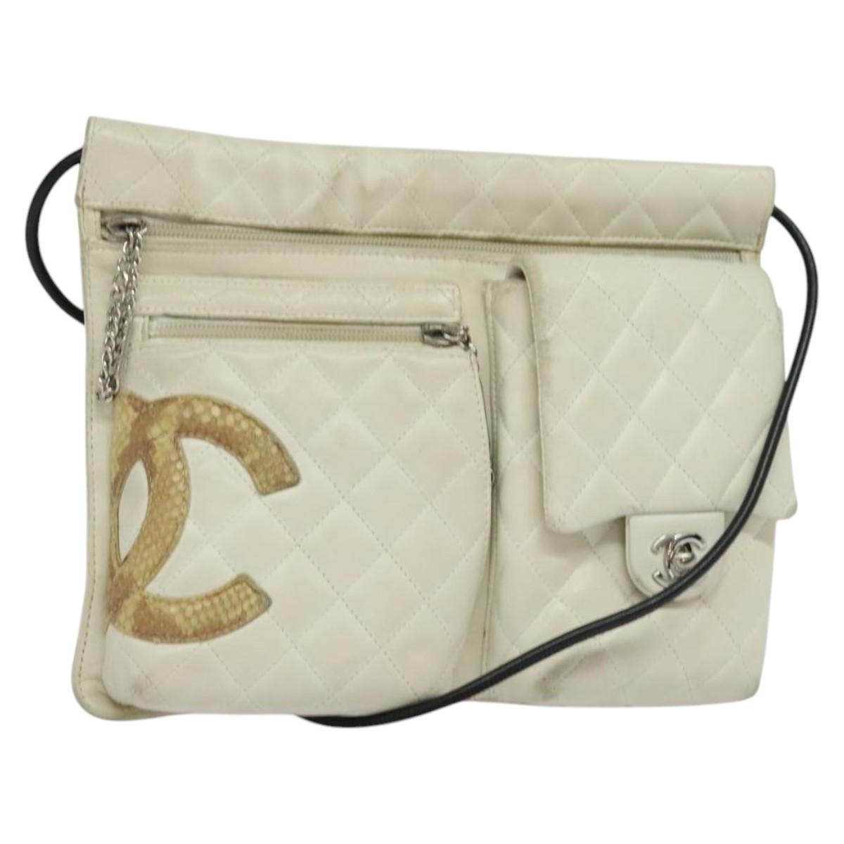 CHANEL Shoulder Bag Lamb Skin White CC Auth BD1411