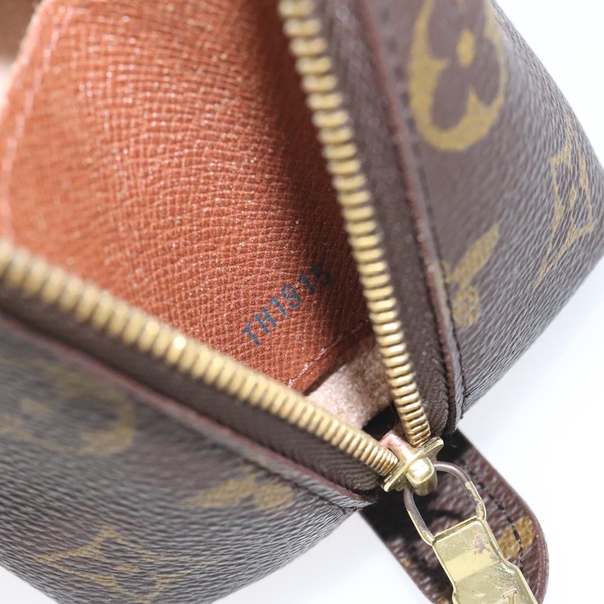LOUIS VUITTON Monogram Trousse Demi Ronde Cosmetic Pouch M47520 LV Auth BD1455