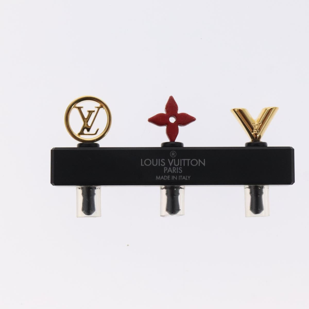 LOUIS VUITTON Earphone jack metal Gold M61014 LV Auth BD2256