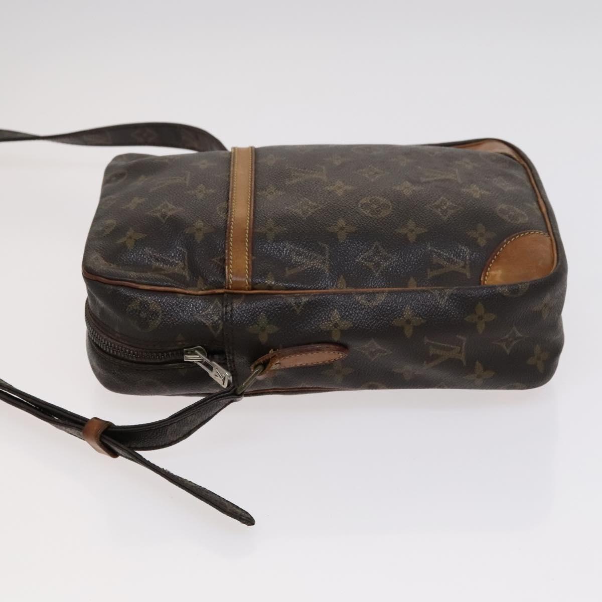 LOUIS VUITTON Monogram Danube MM Shoulder Bag M45264 LV Auth BD401