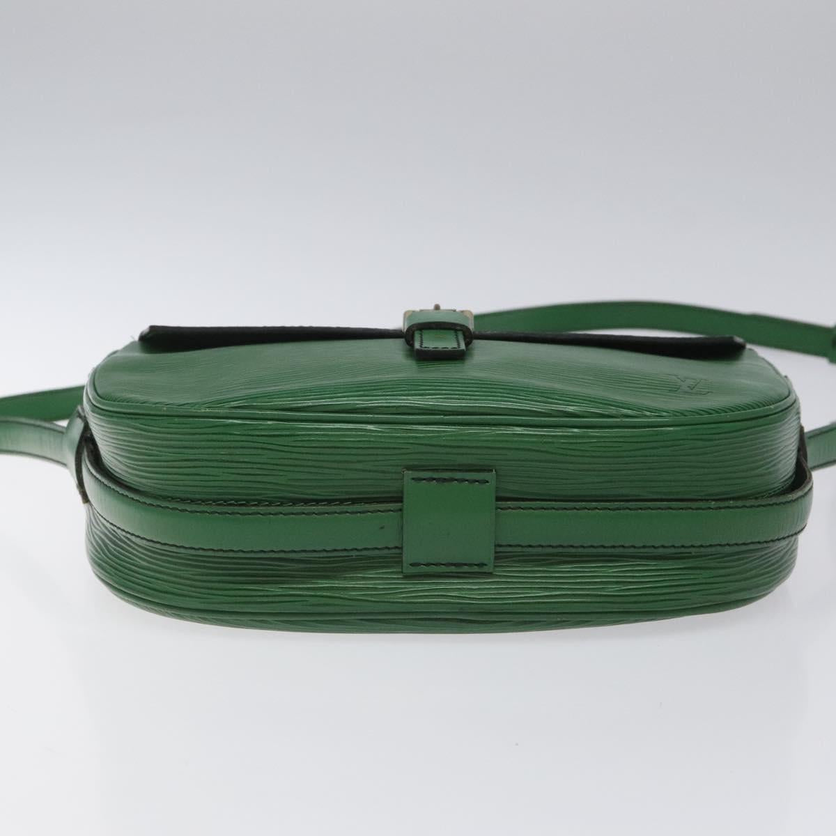 LOUIS VUITTON Epi Jeune Fille MM Shoulder Bag Green M52154 LV Auth BD827