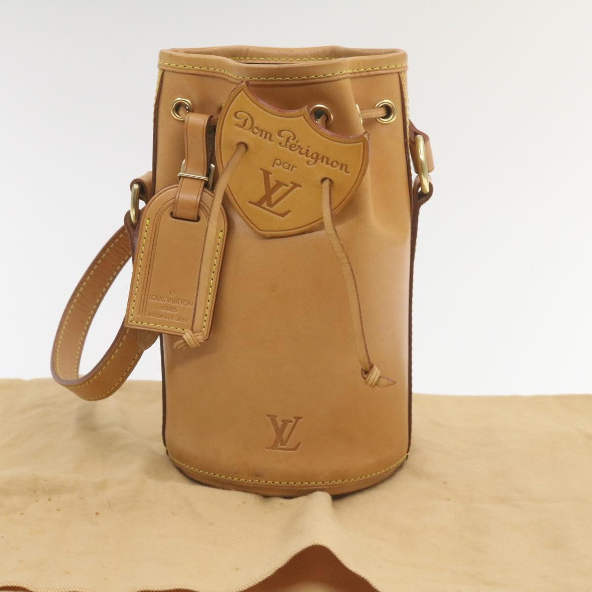 LOUIS VUITTON Nomad Dom Prignon Champagne Case Hand Bag Beige M99057 am279bSAV