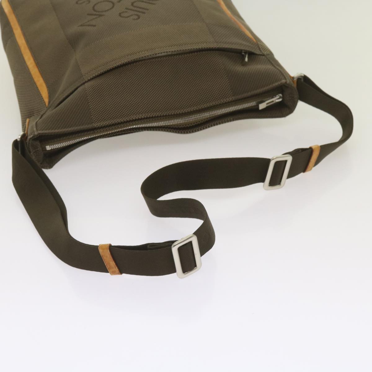 LOUIS VUITTON Damier Geant Compignon Messenger bag Khaki M93045 LV Auth bs12058