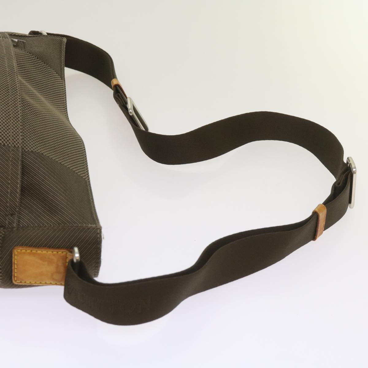 LOUIS VUITTON Damier Geant Compignon Messenger bag Khaki M93045 LV Auth bs12058