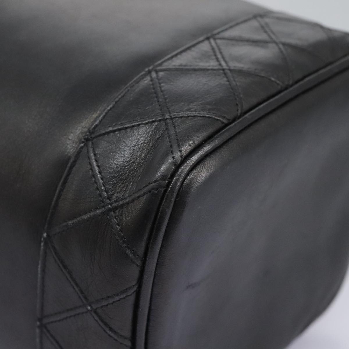 CHANEL Bicolole Vanity Cosmetic Pouch Leather Black CC Auth bs14966