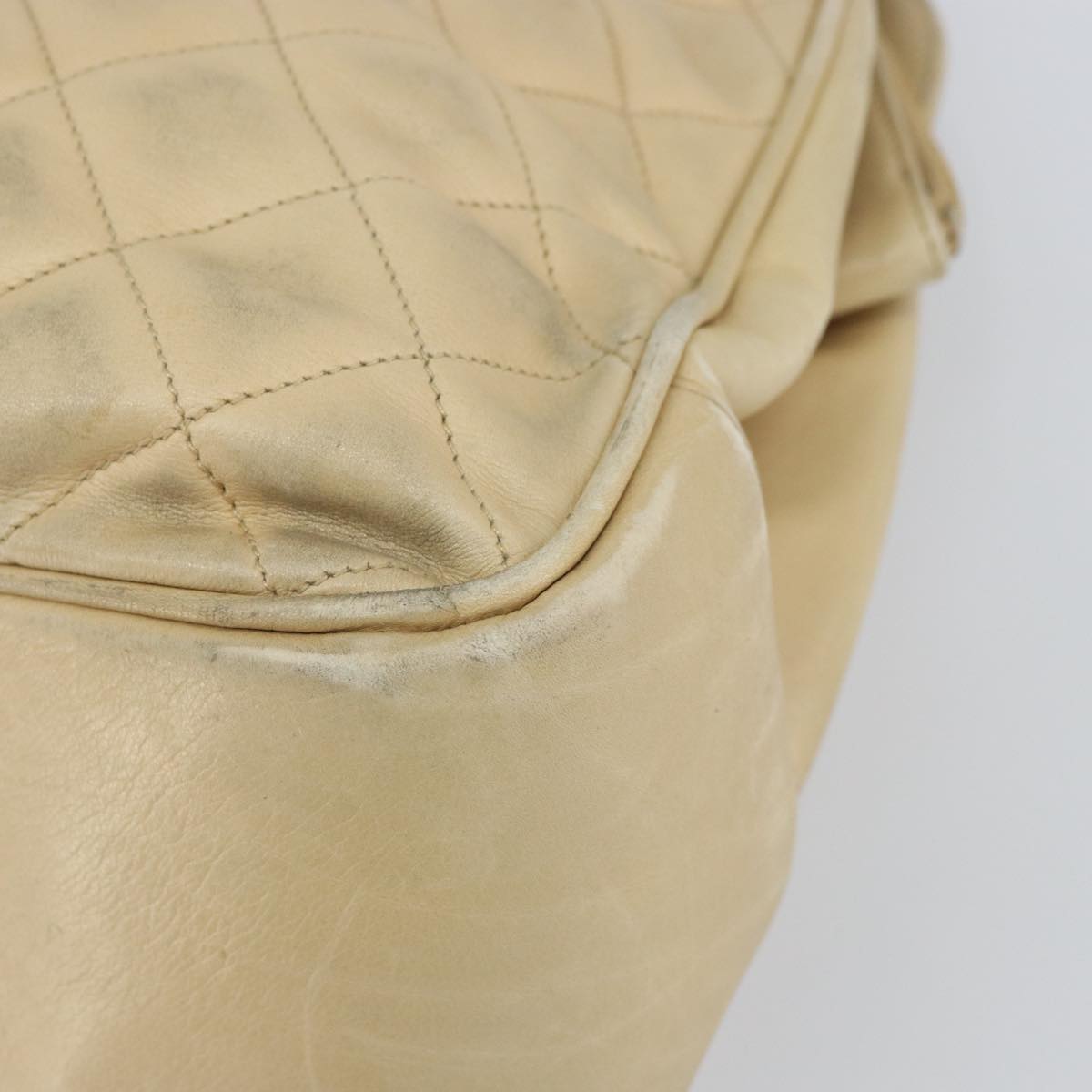 CHANEL Matelasse Chain Shoulder Bag Lamb Skin Beige CC Auth bs15118