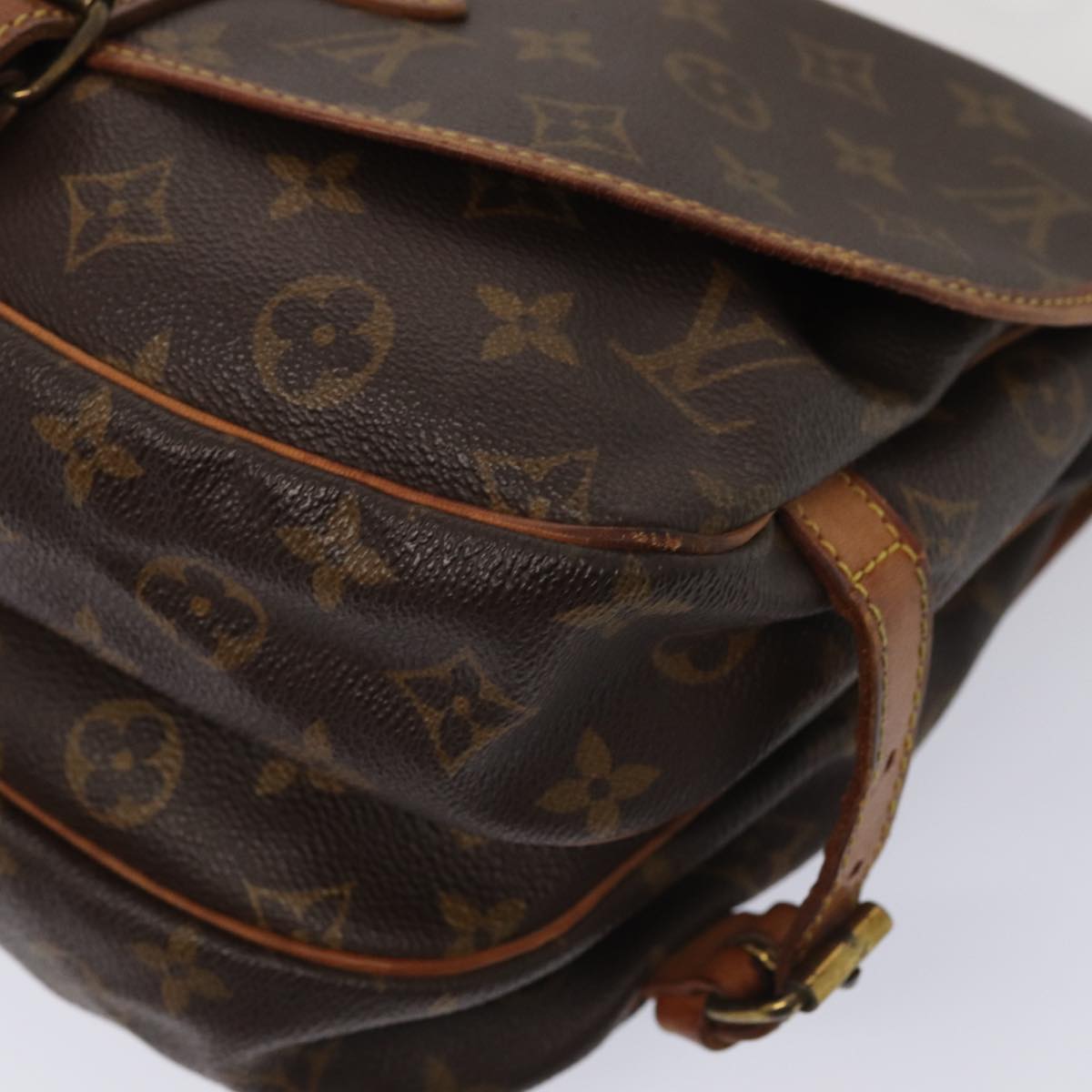 LOUIS VUITTON Monogram Saumur 30 Shoulder Bag M42256 LV Auth bs16947