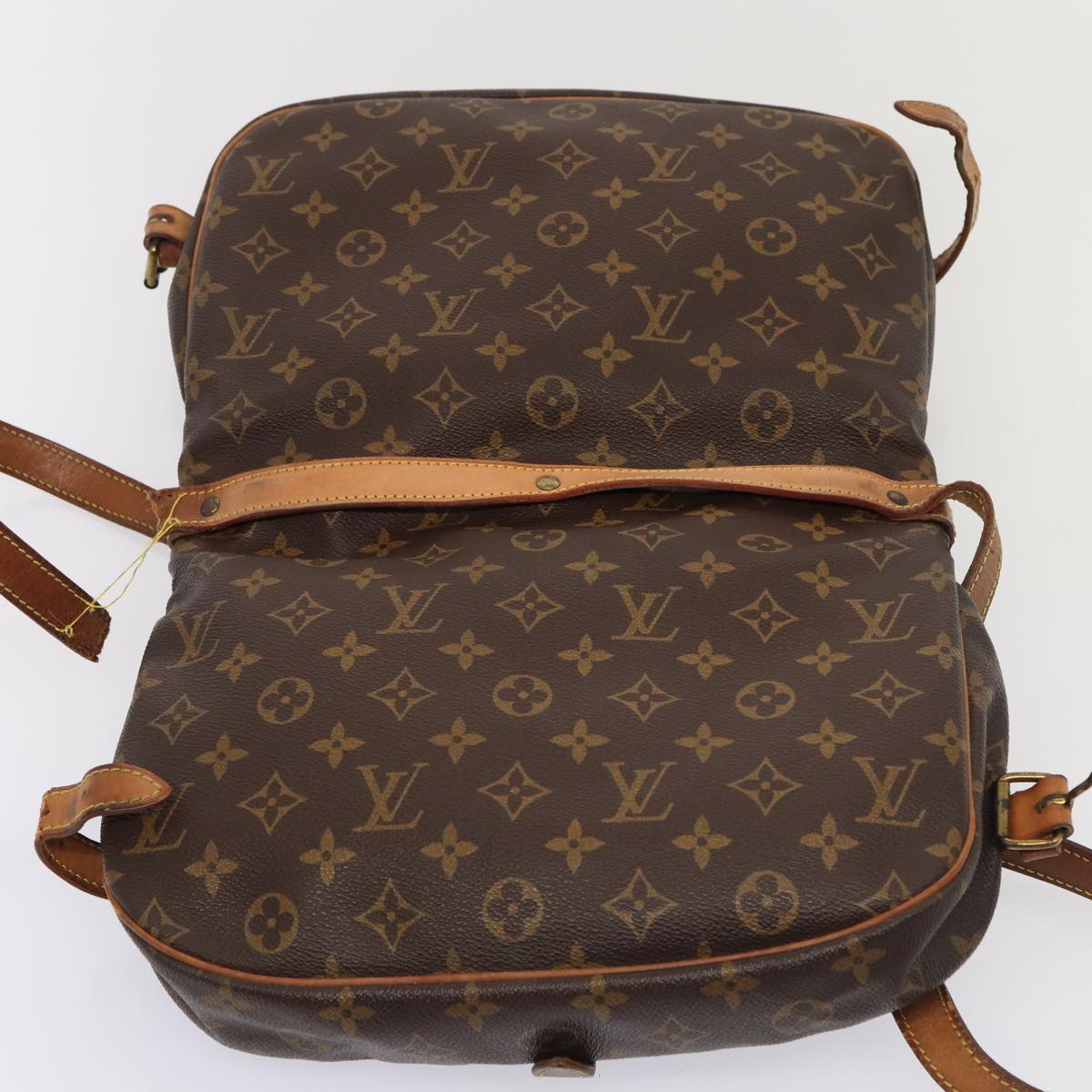 LOUIS VUITTON Monogram Saumur 30 Shoulder Bag M42256 LV Auth bs16947