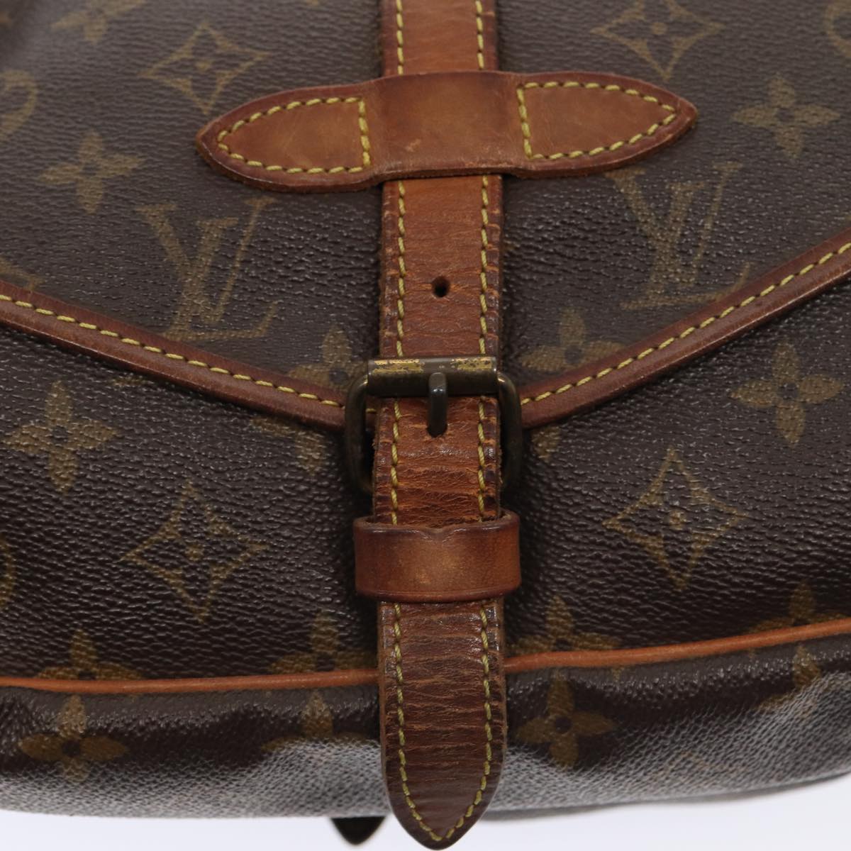 LOUIS VUITTON Monogram Saumur 30 Shoulder Bag M42256 LV Auth bs16947
