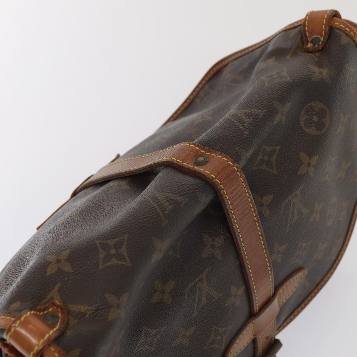 LOUIS VUITTON Monogram Saumur 30 Shoulder Bag M42256 LV Auth bs16947