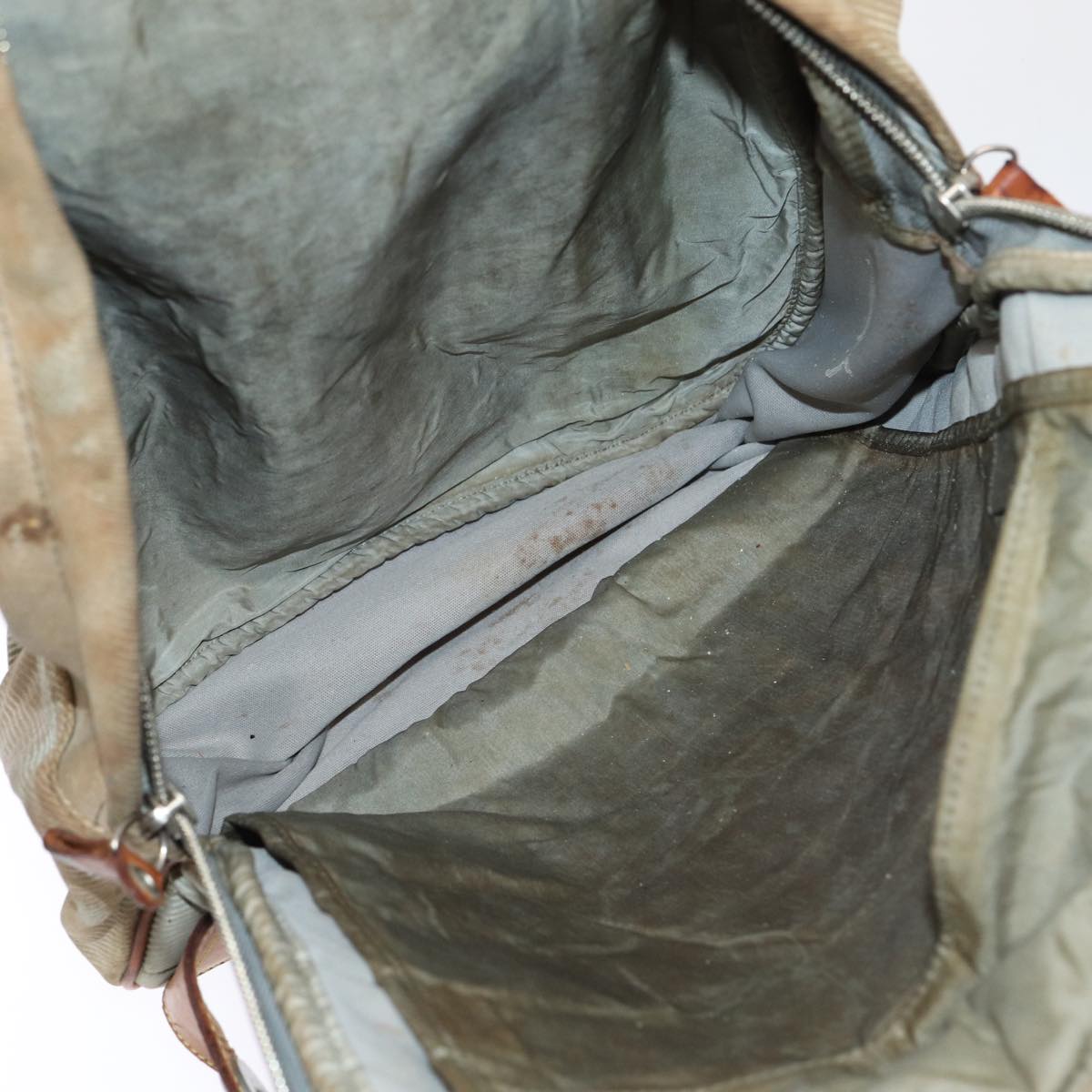 LOUIS VUITTON Taiga LV Cup Clutch Shoulder Bag 2Set Grizzly Gray LV Auth bs16969