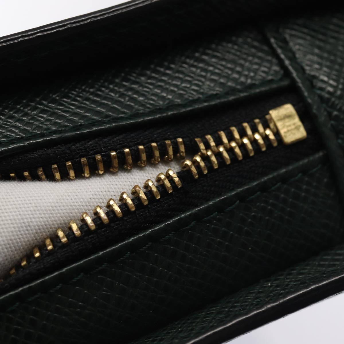 LOUIS VUITTON Taiga LV Cup Clutch Shoulder Bag 2Set Grizzly Gray LV Auth bs16969