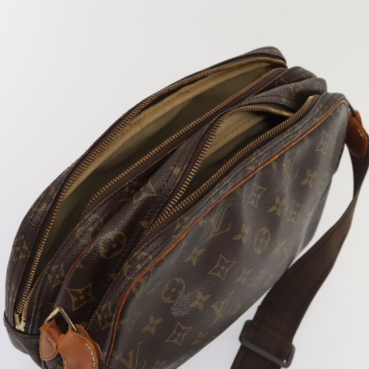 LOUIS VUITTON Monogram Reporter PM Shoulder Bag M45254 LV Auth bs17084