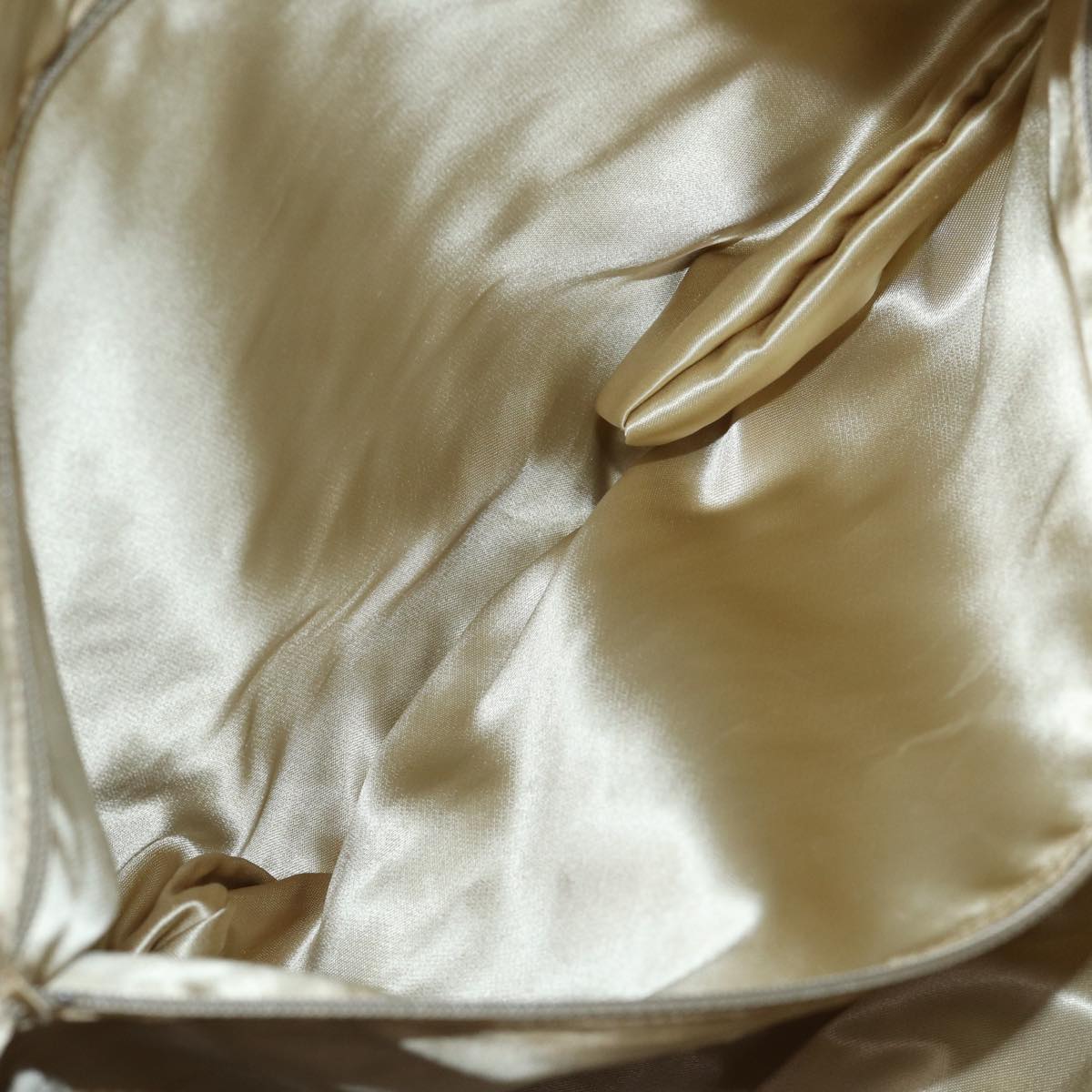 CHANEL Matelasse Chain Shoulder Bag Canvas Red Gold CC Auth bs17125