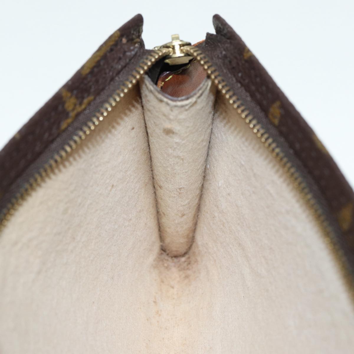 LOUIS VUITTON Monogram Bucket GM Pouch Accessory Pouch LV Auth bs17128