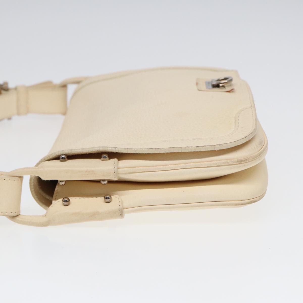 Salvatore Ferragamo Gancini Shoulder Bag Leather Cream Silver Auth bs17298