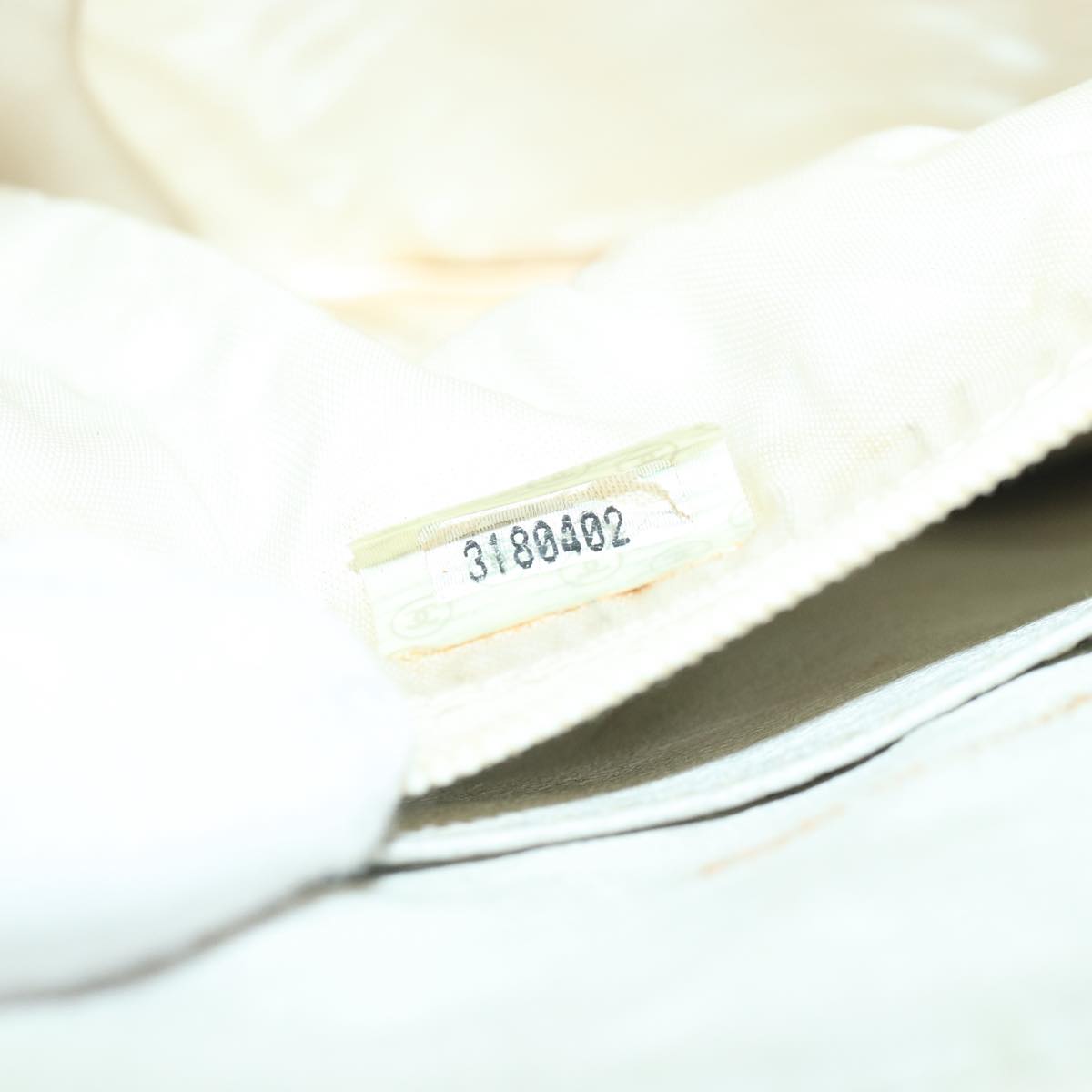 CHANEL Mademoiselle Chain Shoulder Bag Calf Skin White Gold Silver CC Auth bs17332