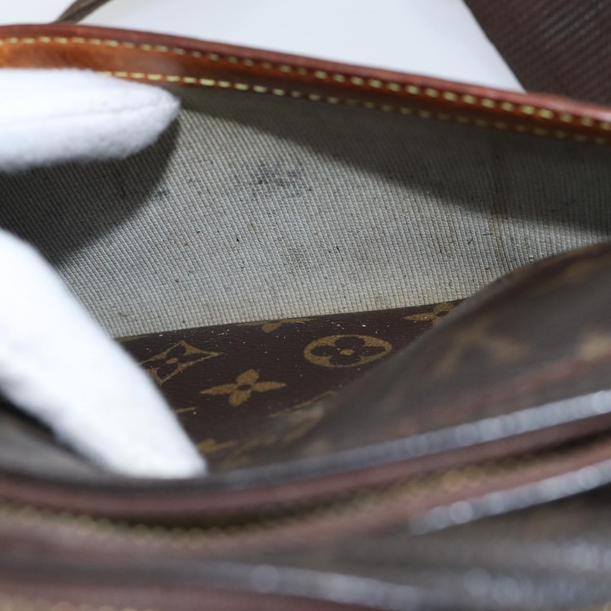 LOUIS VUITTON Monogram Reporter PM Shoulder Bag M45254 LV Auth bs17621