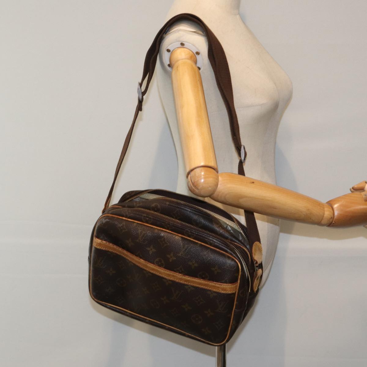 LOUIS VUITTON Monogram Reporter PM Shoulder Bag M45254 LV Auth bs17676